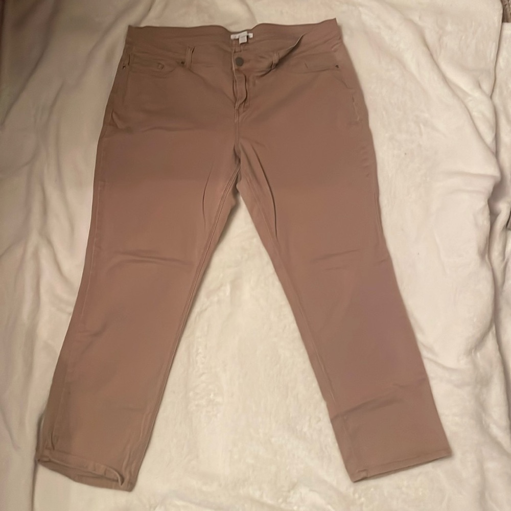 New York and Company, size 12, cropped straight tan pant/jean
